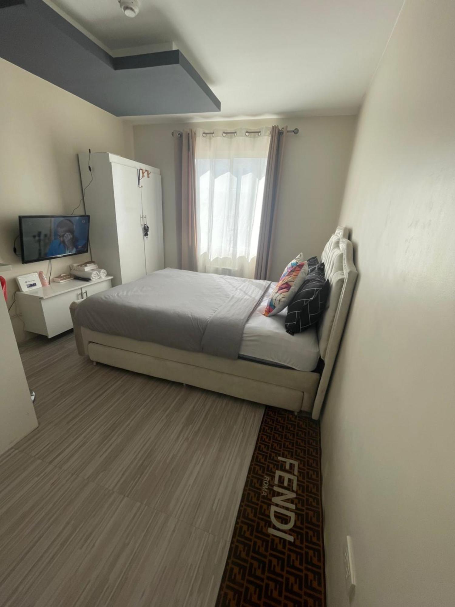 8 Spatial Condominium Davao Exterior photo